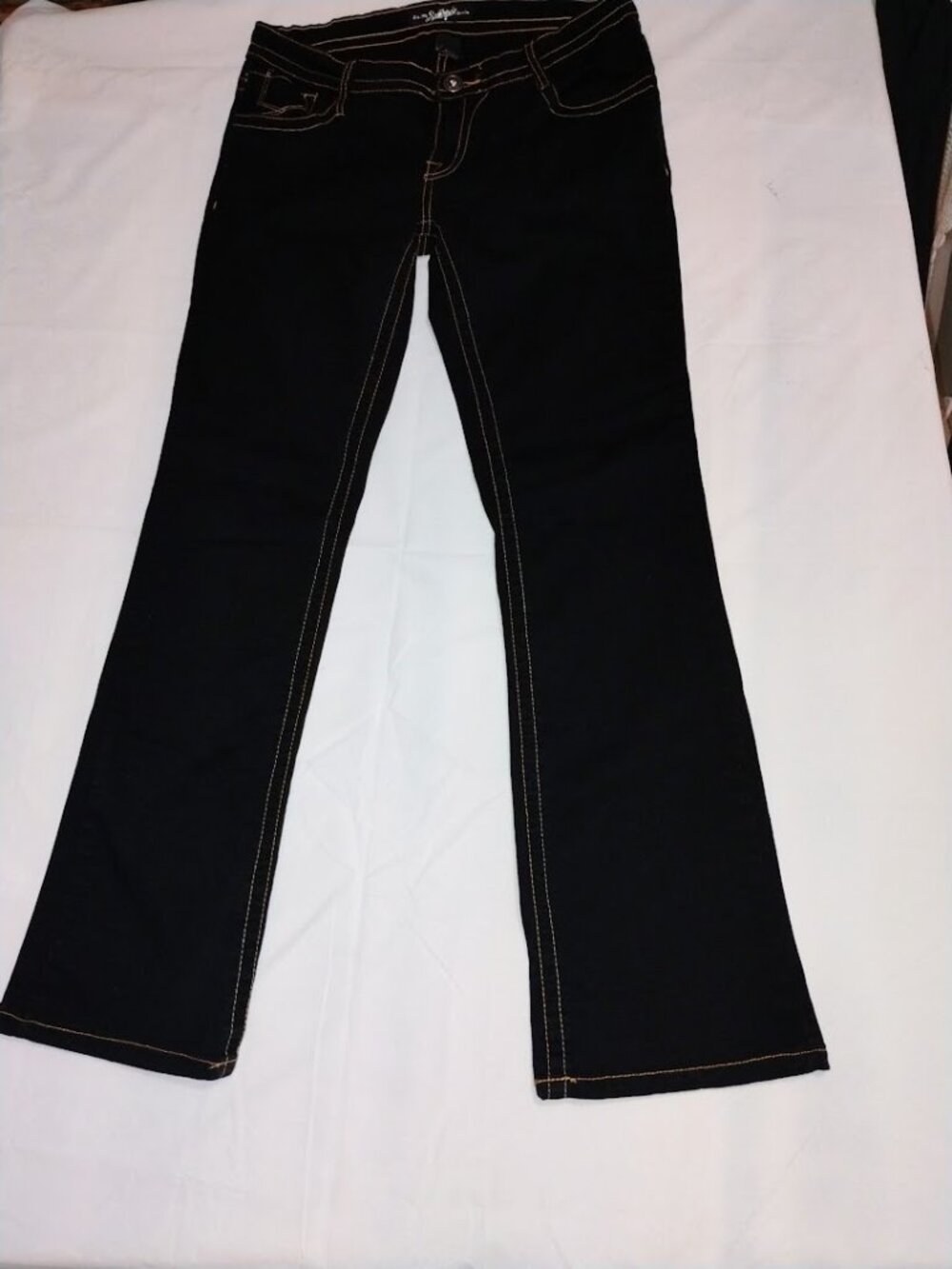 Vintage pair of Southpole women's jeans. Size 11